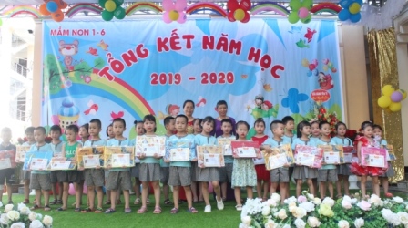 Lễ Tổng Kết Năm Học 2019 - 2020 Tại Trường Mầm Non 01.06 Thuộc Hội Dòng Mến Thánh Giá Hưng Hóa