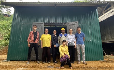 Chương Trình Xây Nhà Tình Thương, Hỗ Trợ Tiền Ăn Và Xe Đạp Cho Học Sinh Vùng Cao Huyện Phù Yên, Tỉnh Sơn La