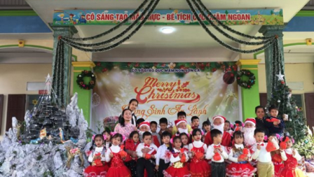 Trường Mầm Non Sơn Ca Mừng Chúa Giáng Sinh
