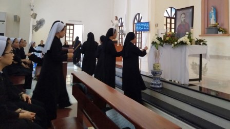 Nghi Thức Tưởng Niệm Đức Cha Phê-rô Lambert De La Motte