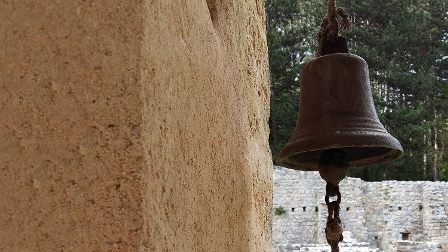 Các Giáo Xứ Ở Áo Và Ý Rung Chuông Nhắc Nhở Thảm Trạng Đói Trên Thế Giới