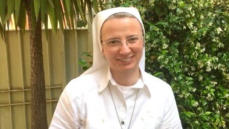 Đức Thánh Cha Bổ Nhiệm Sơ Simona Brambilla Làm Nữ Tổng Trưởng Đầu Tiên Ở Vatican